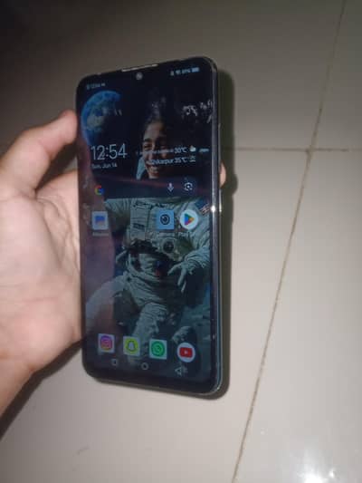 Vivo 10/8 condition 2 / 32 gb ram