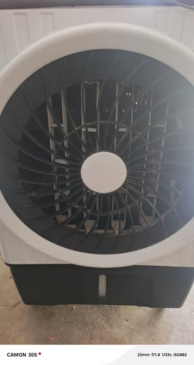 good condition cooler 2 season used
