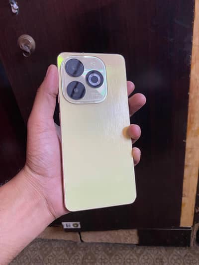 Infinix Smart 8 Pro