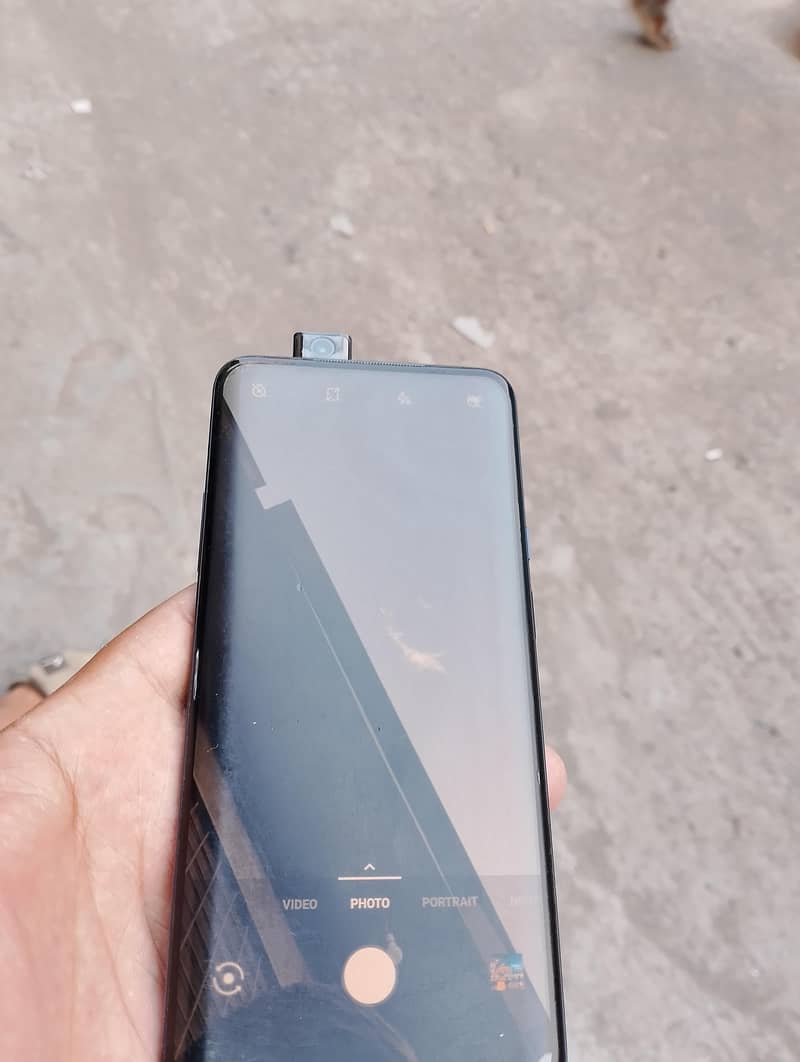 One Plus 7 Pro 6