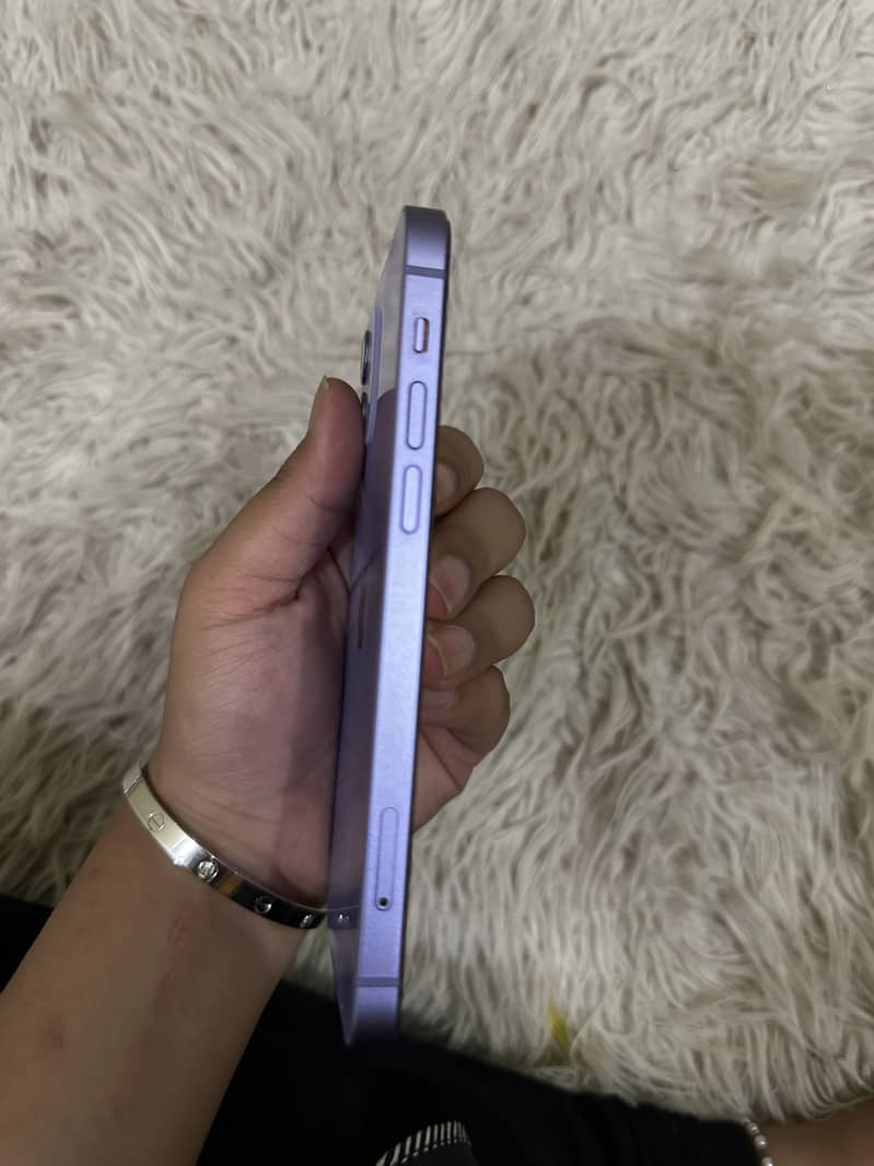 Apple iPhone 12 0