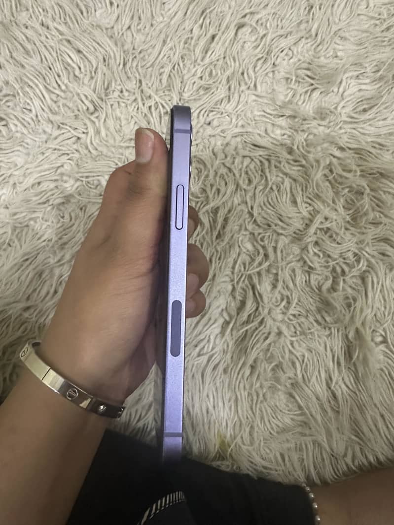 Apple iPhone 12 3