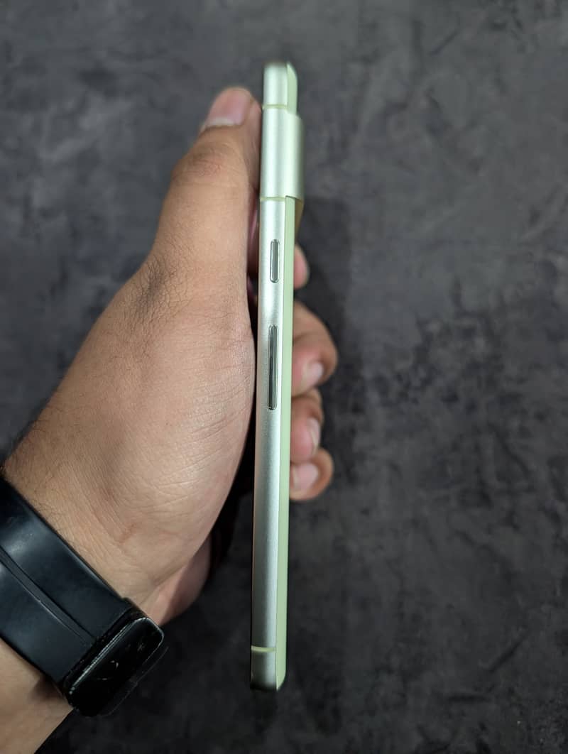 Google Pixel 7 3
