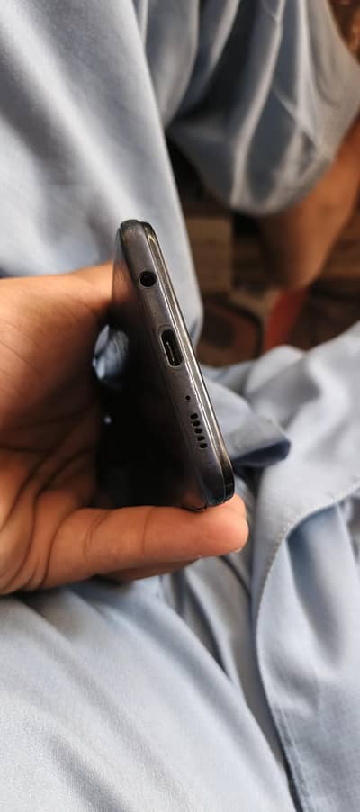 Samsung Mobile A20