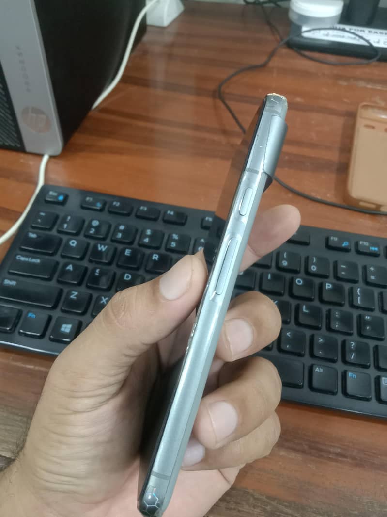 Google Pixel 8 2