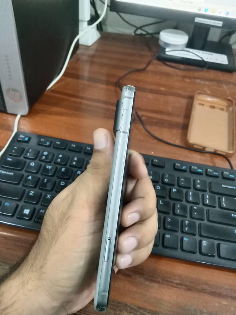 Google Pixel 8 5