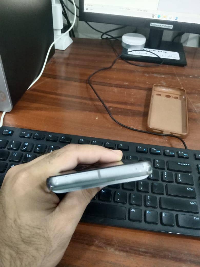 Google Pixel 8 6