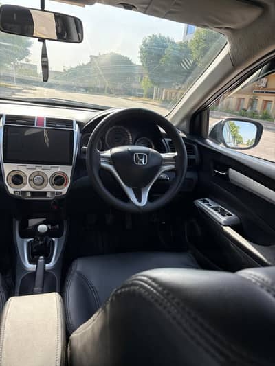 Honda City IVTEC 2011 (2015 body kit installed)