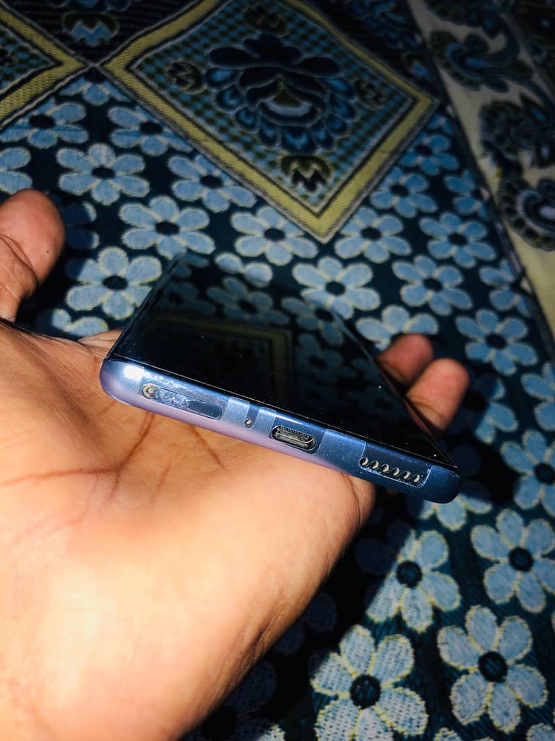 Tecno CAMON 30S 3