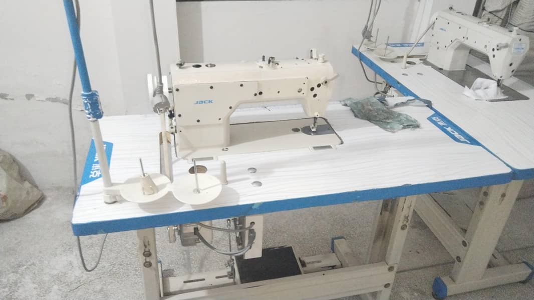 Singer Stitching machine 1