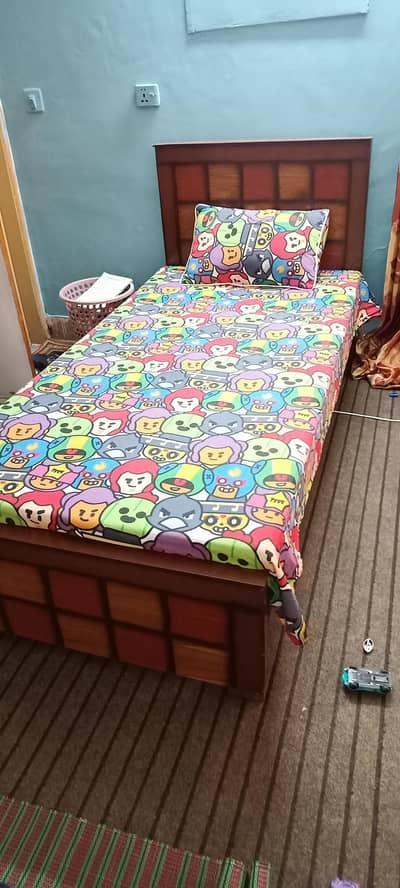 single bed with mattress