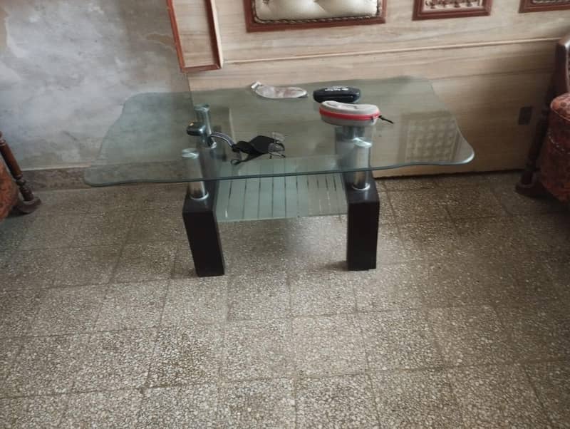 coffee table 0