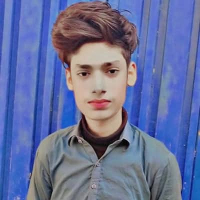 "Mujhe kisi bhi shop par Helper ka kaam chahiye"