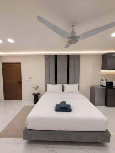 1 Bedroom Ultra Luxury apartment available for Daily Basis in E-11/2