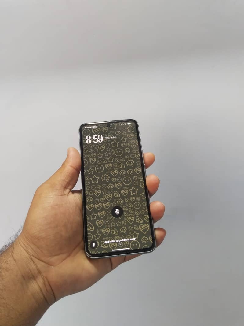 Google Pixel 8 1