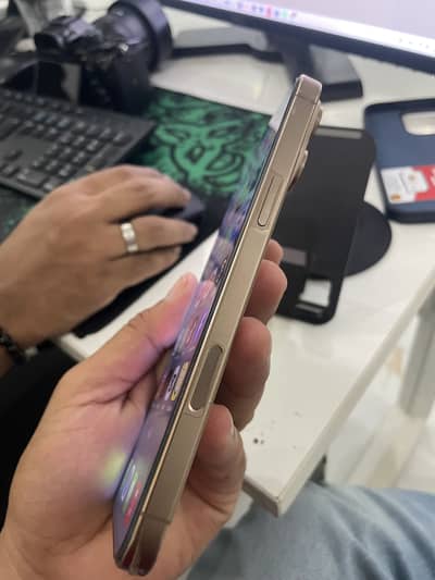 16 Pro Max 256Gb Factory Unlock Condition 10/10