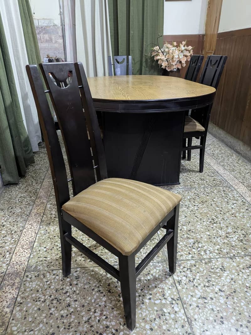 Dinning table set 0
