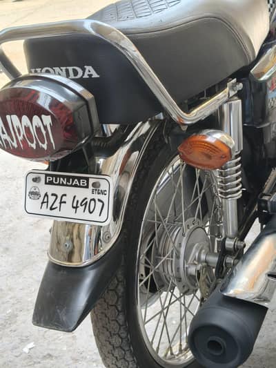 honda 125 2025 first owner Lahore register biomimetic smart card av