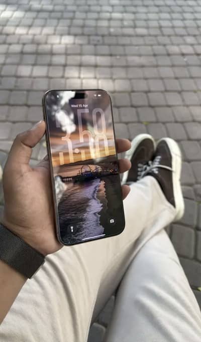 Apple iPhone 16 Pro Max factory unlock