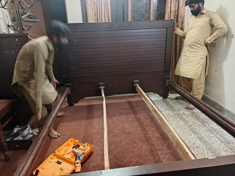 King size bed 2