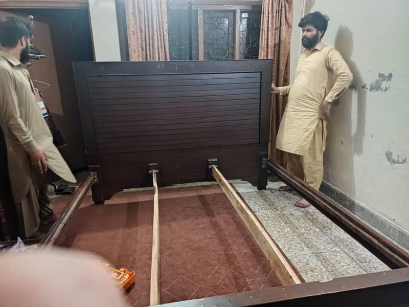King size bed 3