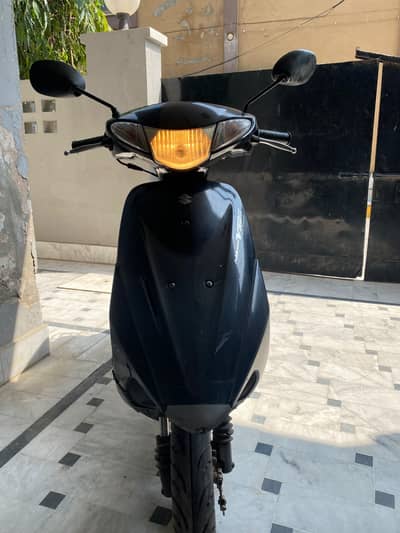 Scooty for sale.