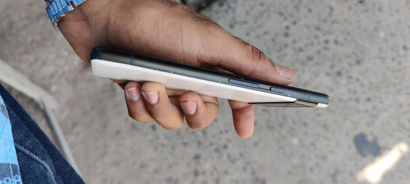 Google Pixel 6a 3