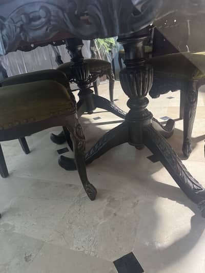 6 chers 1 table