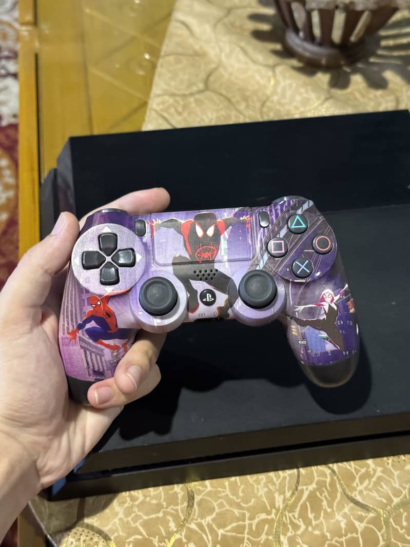 Ps4 jailbroken with box 6