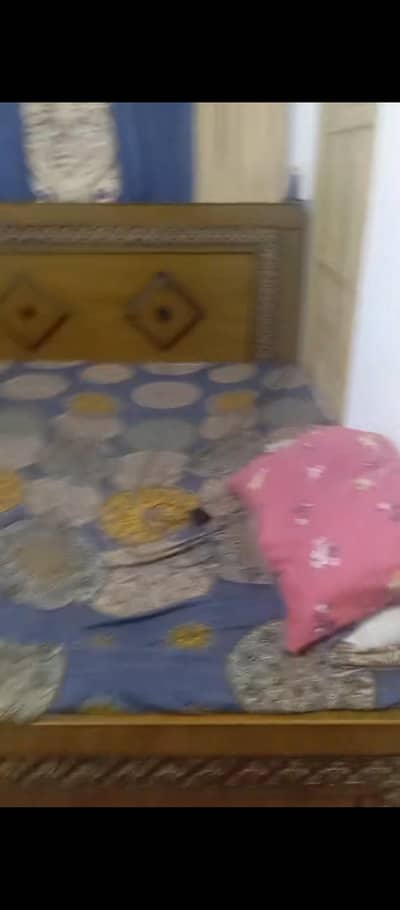king size bed with mattress