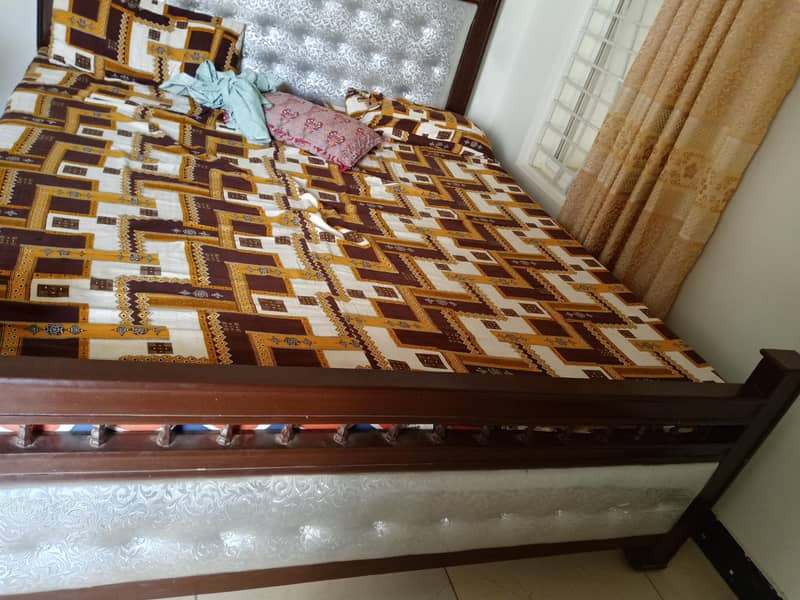 king bed 0