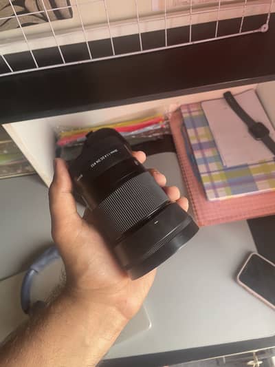 Sigma 30mm f/1.4 DC DN Lens for Sony E-Mount Mint Condition