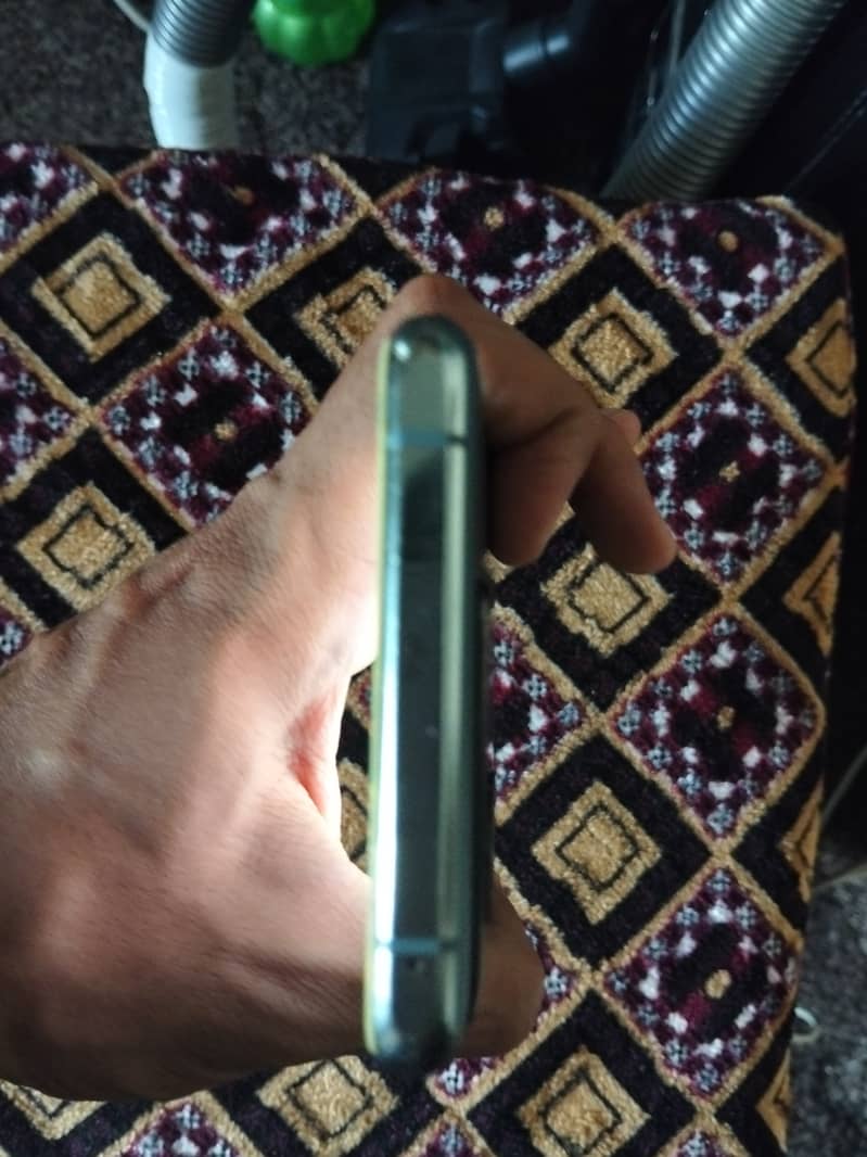 One Plus 10 Pro 7