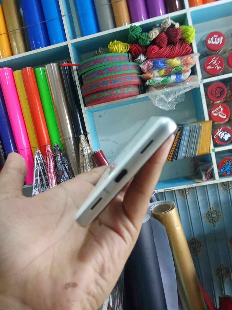 Google Pixel 7a 0