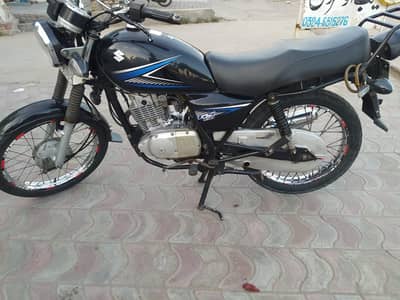 Suzuki GS 150. .