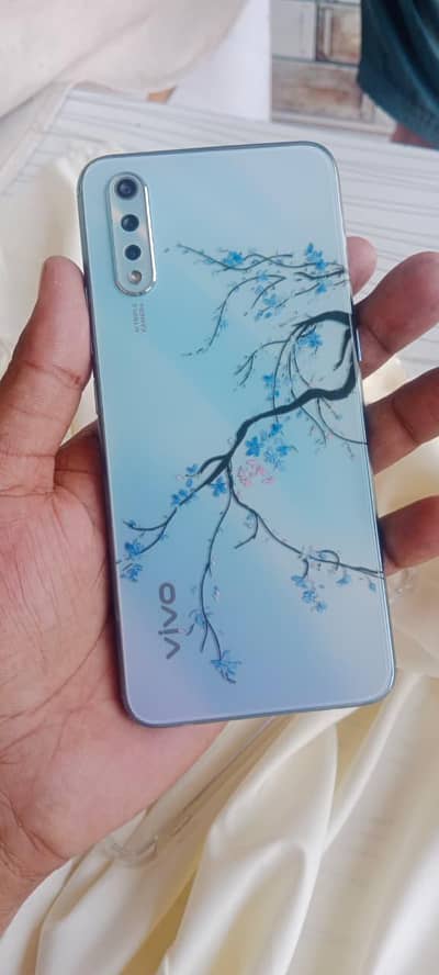 Vivo S1