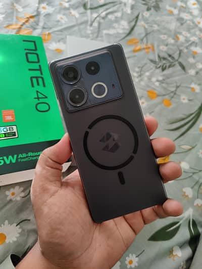 Infinix Note 40 Pro