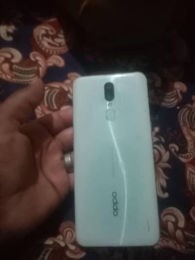 OPPO F11