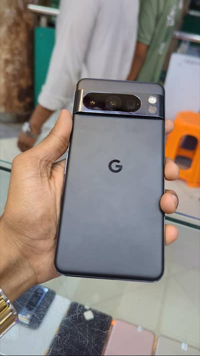 Google Pixel 8 Pro