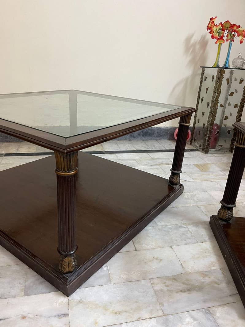 Big table with 2 side tables 1