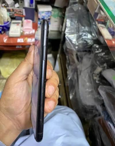 Apple iPhone XR