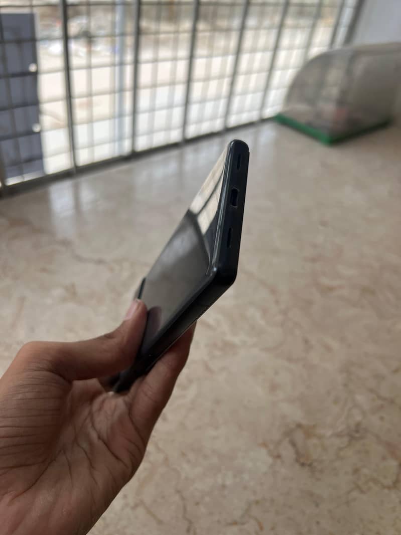 Google Pixel 6a 5
