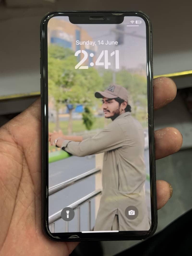 Apple iPhone X 1
