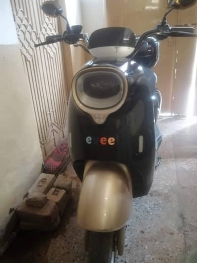 evee Nisa electric bike