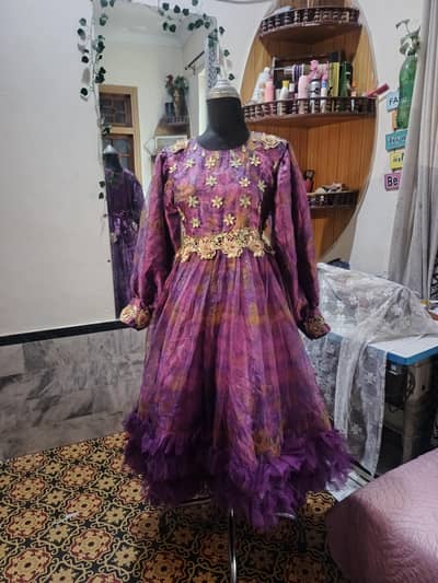 High-Low Organza Frock in Purple – Like New