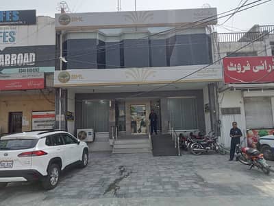 Link MM Alam Road 1800 sqft double story shop marble flooring vip location