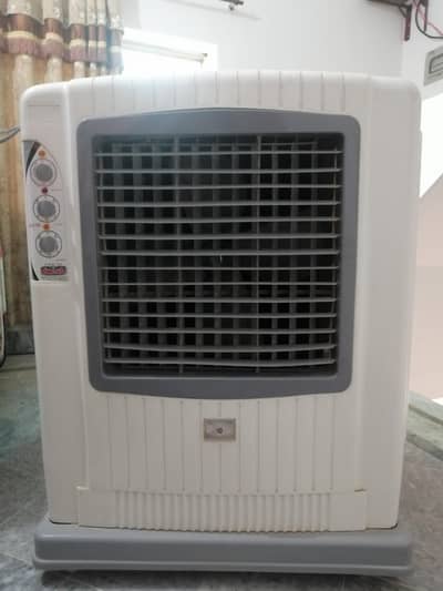 plastic body cooler brand new condition