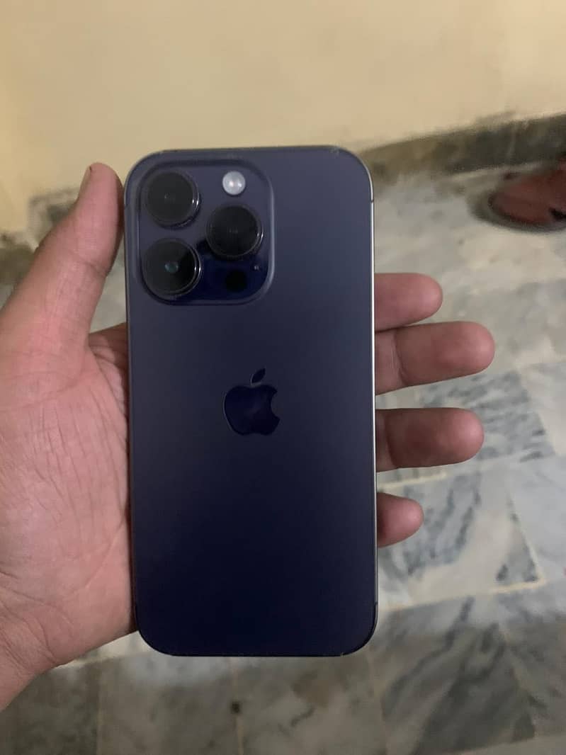 iPhone 14 Pro 1
