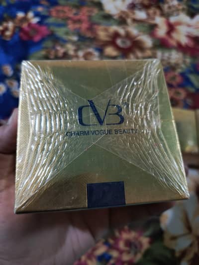 CVB face Base box original 3 boxes available