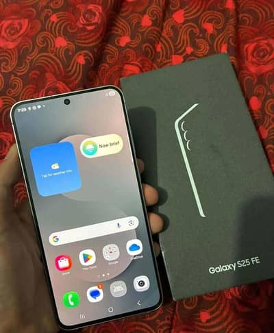 Samsung Mobile S25 FE